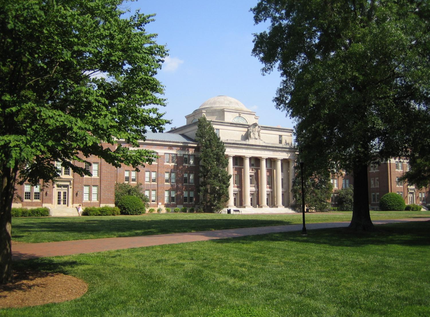 The academic center of Davidson College is the Chambers Building. Classes that are for non arts or non science majors are located here.