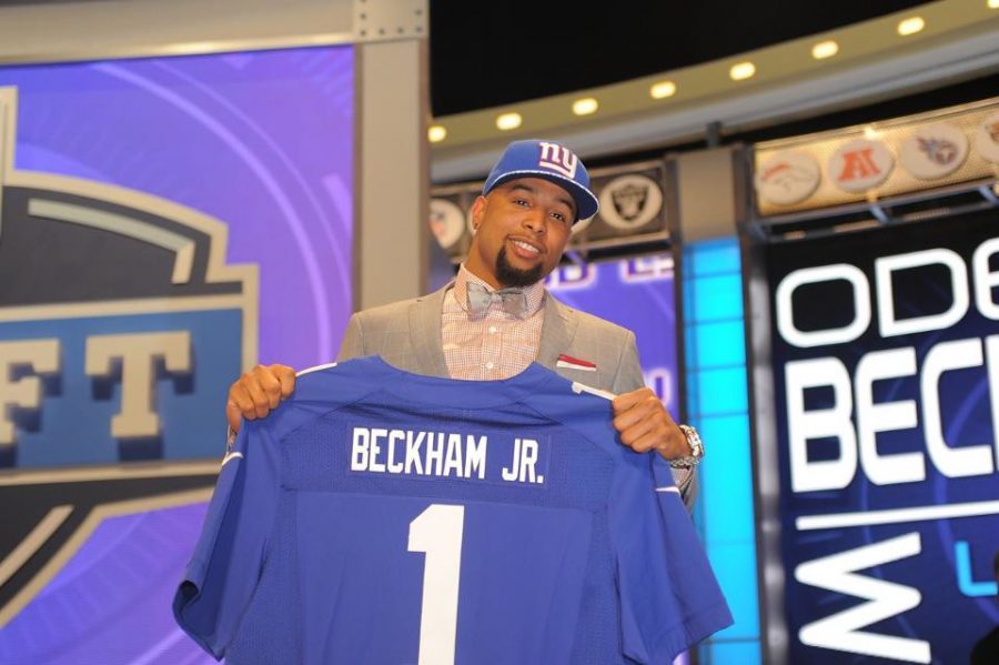 During the 2018-2019 season, Odell Beckham Jr. played wide receiver for the Giants. This year he will be playing for another team, along with many other players.