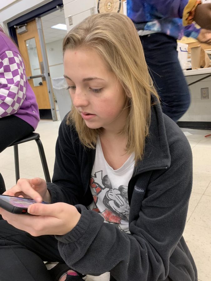 Scrolling through the app store, sophomore Ryann Capes comes across the app her friend recommended. Opening the app for the first time, she habitually accepted the terms and conditions without a glance.