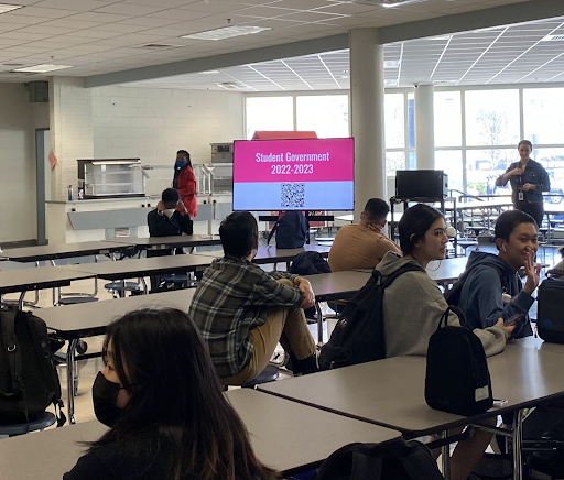 Students gather in the cafeteria for the student government interest meeting. A fabulous presentation was given by advisors about what to know about next years MEB application!