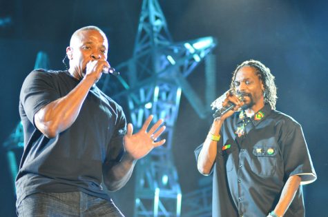 The Super Bowl was not the first appearance of Snoop Dogg and Dr. Dre on the same stage. The multitude of songs that the two share have resulted in them performing together on more than one occasion.
