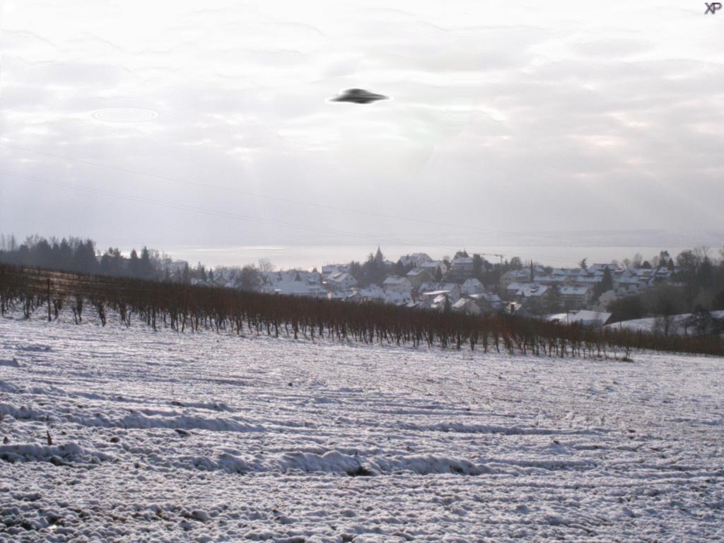 Possible UFO sighting in Meersburg, 
 Germany.